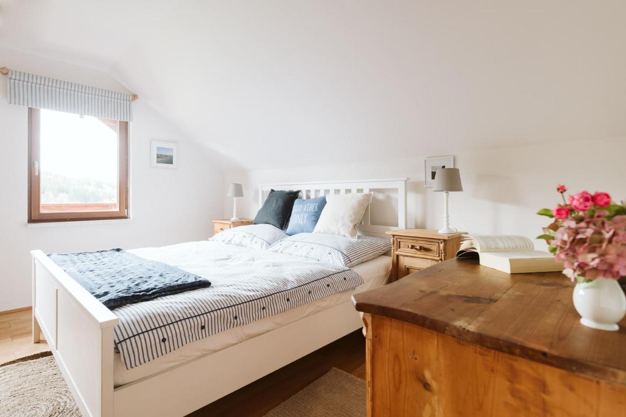 Mirnockahoi - Familienfreundliches Ferienhaus Fuer 4 Erwachsene, Maritimes Bergerlebnis, Panoramablick Von Terrasse Und Balkon, Carinthia, Millstaettersee Ferndorf Extérieur photo